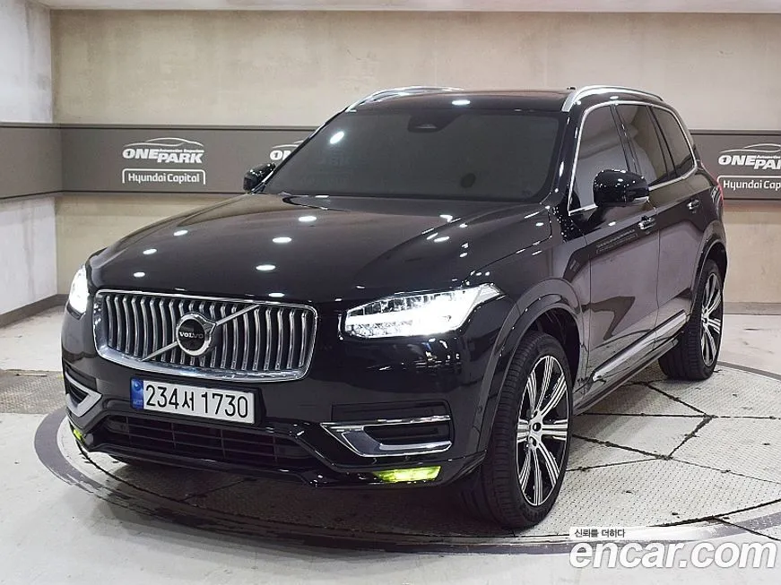 Volvo XC90 — фото 1