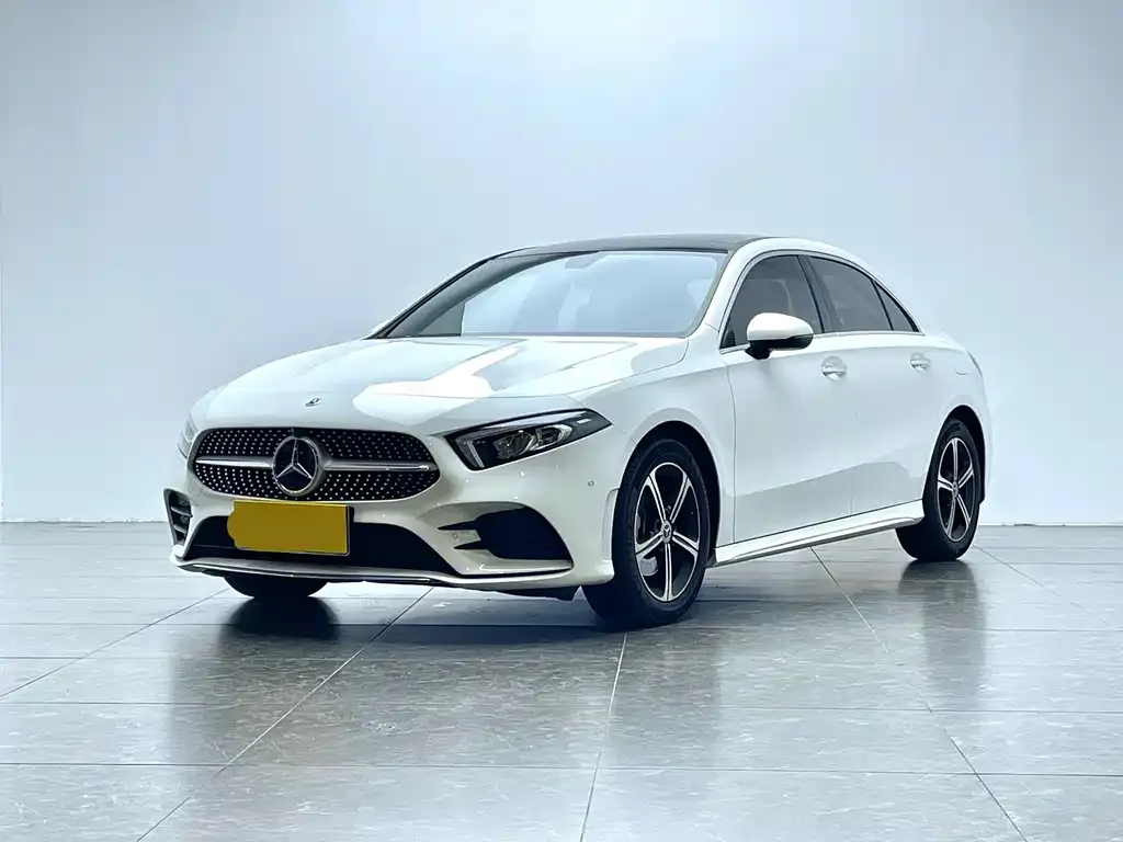 Mercedes-Benz A-Class — фото 1