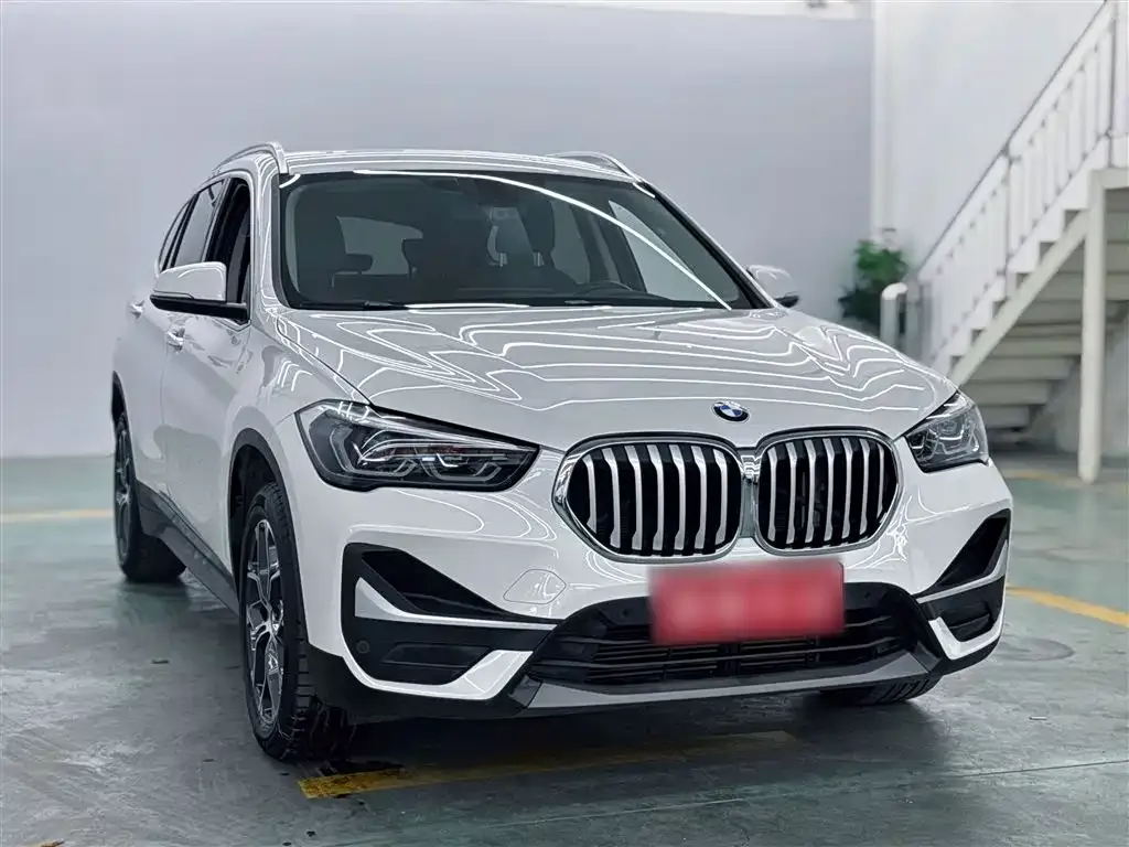 BMW X1 — фото 6
