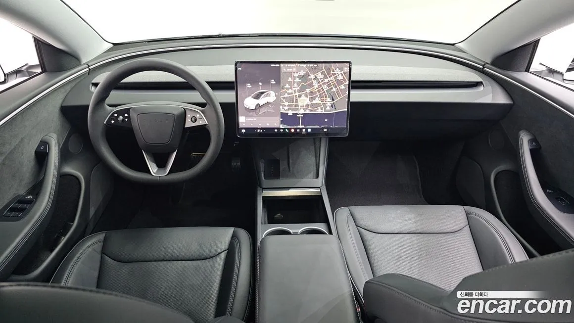 Tesla Model 3 — фото 7