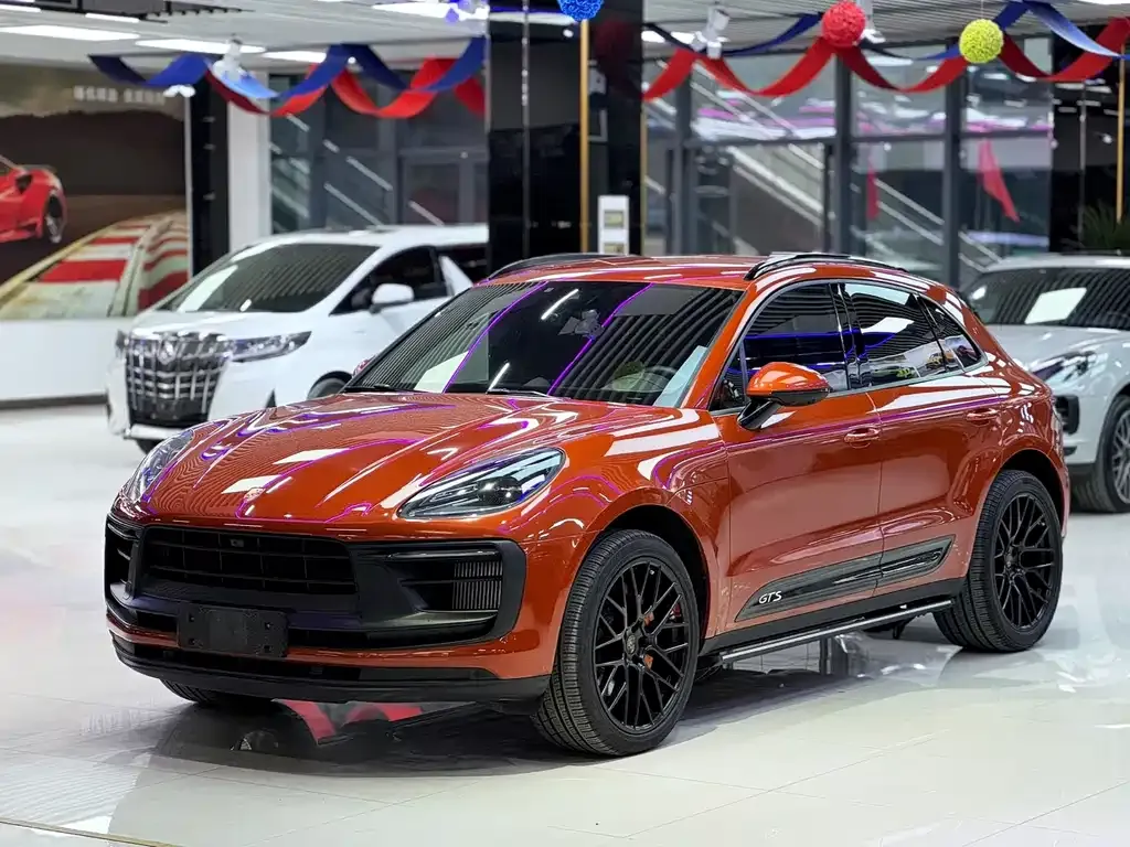 Porsche Macan — фото 1