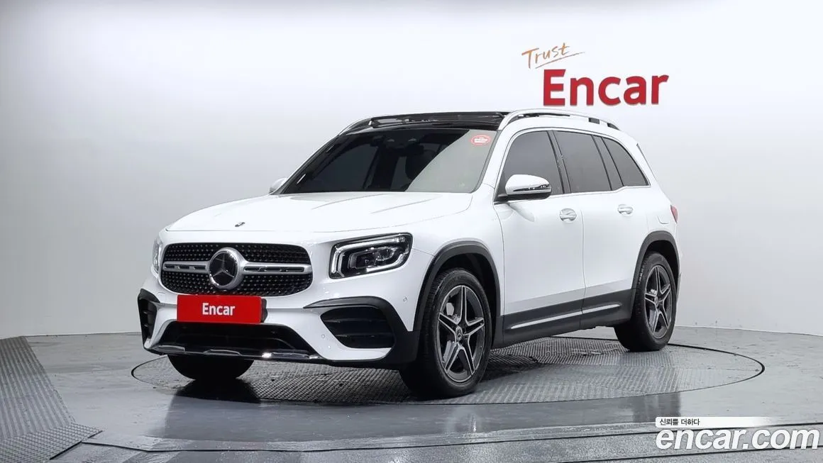 Mercedes-Benz GLB-Class — фото 1