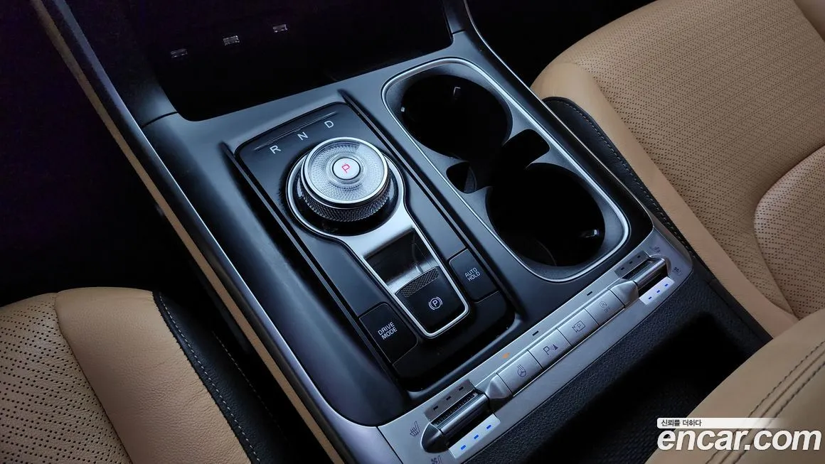 Kia Carnival — фото 9