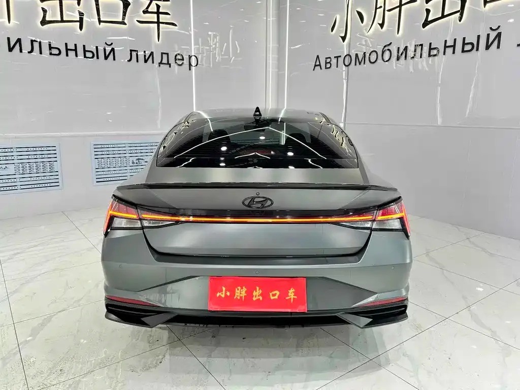 Hyundai Elantra — фото 4