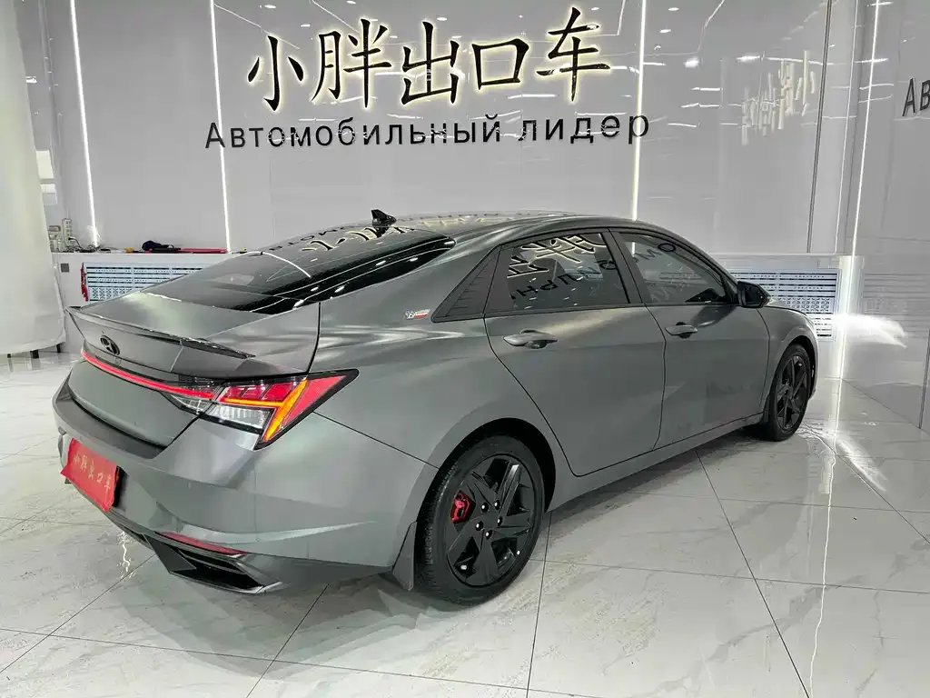 Hyundai Elantra — фото 5