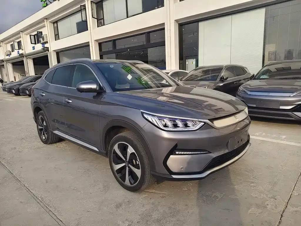 BYD PLUS New Energy — фото 3