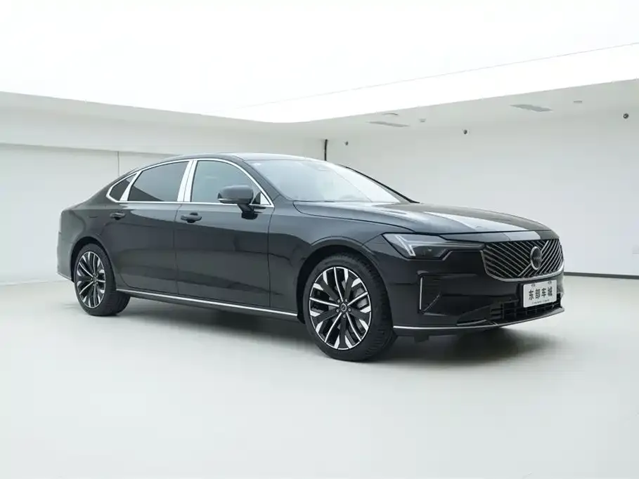 Volvo S90 — фото 3