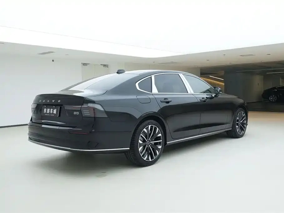 Volvo S90 — фото 6
