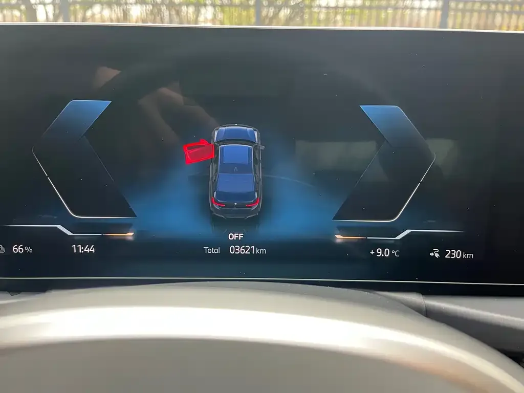 BMW i3 — фото 7