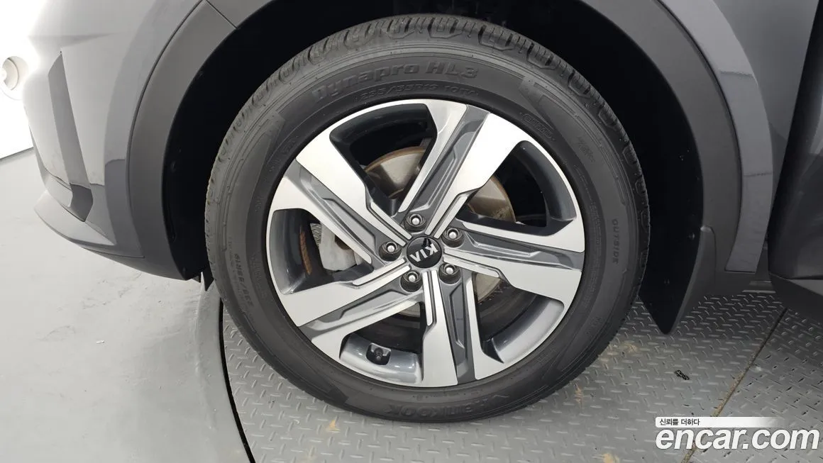 Kia Sorento — фото 5