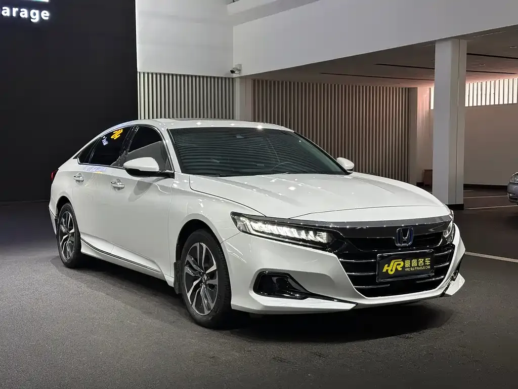 Honda Accord — фото 4