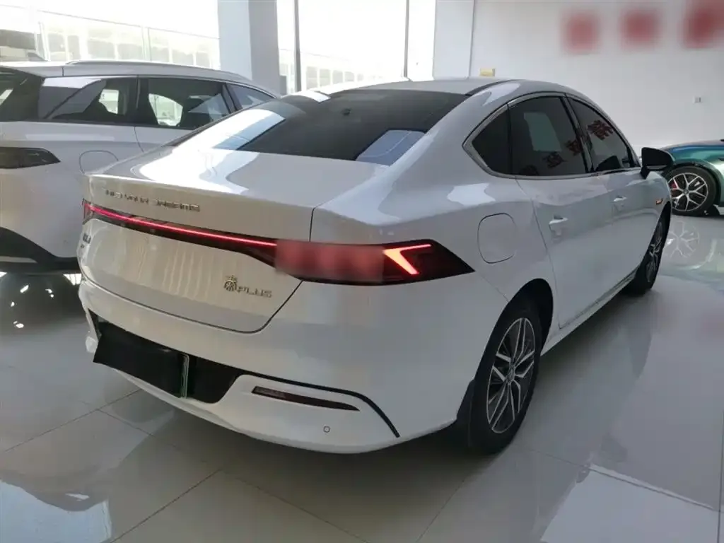 BYD Qin PLUS — фото 7