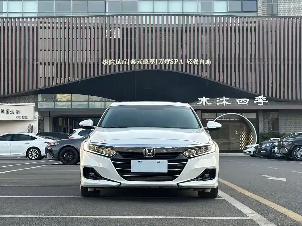 Honda Accord — фото 2