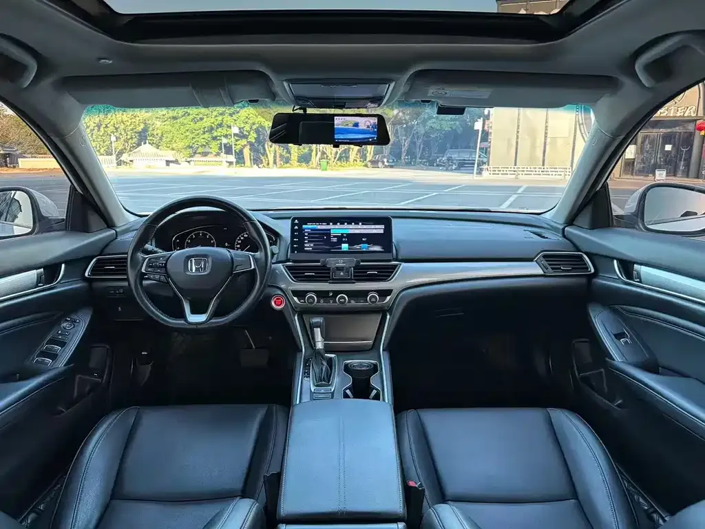 Honda Accord — фото 5