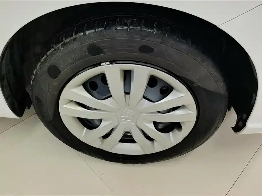 Honda Fit — фото 6