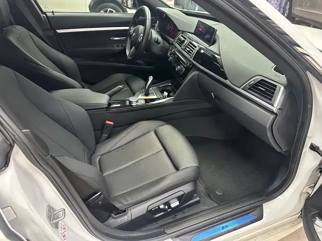 BMW 3 Series GT — фото 6