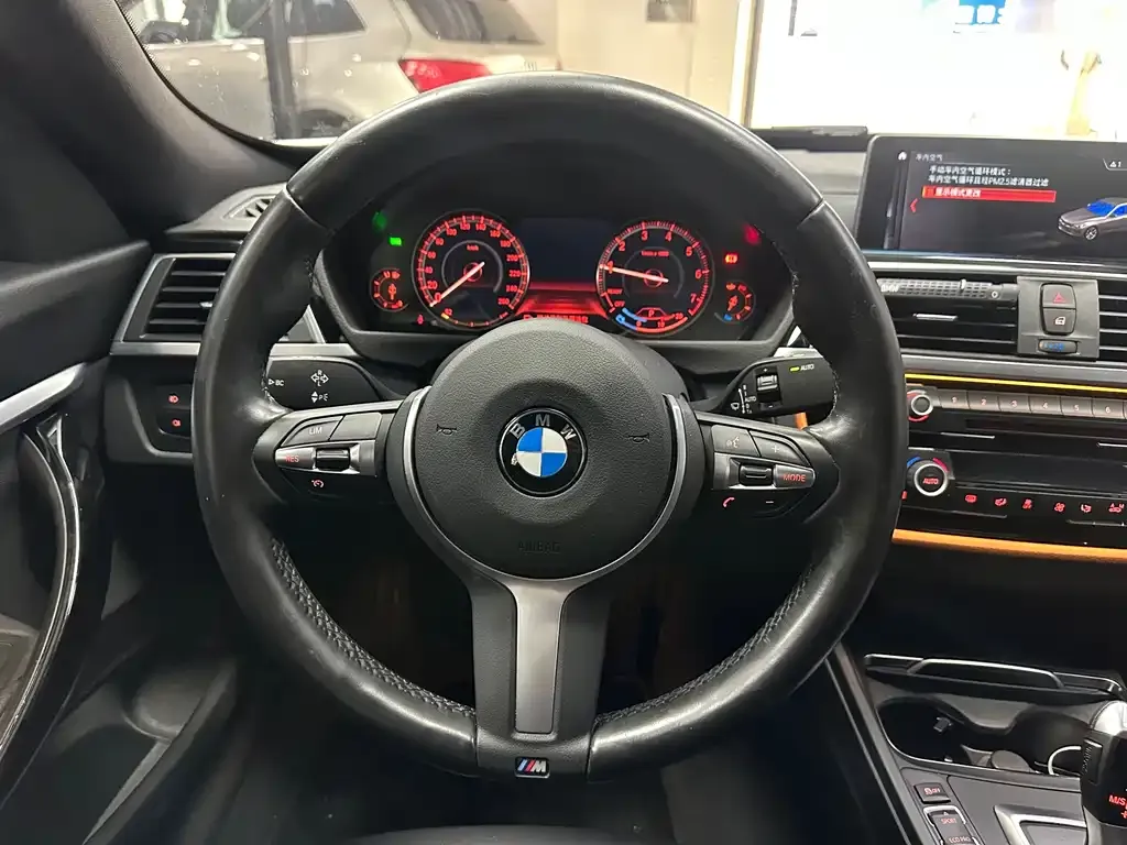 BMW 3 Series GT — фото 8