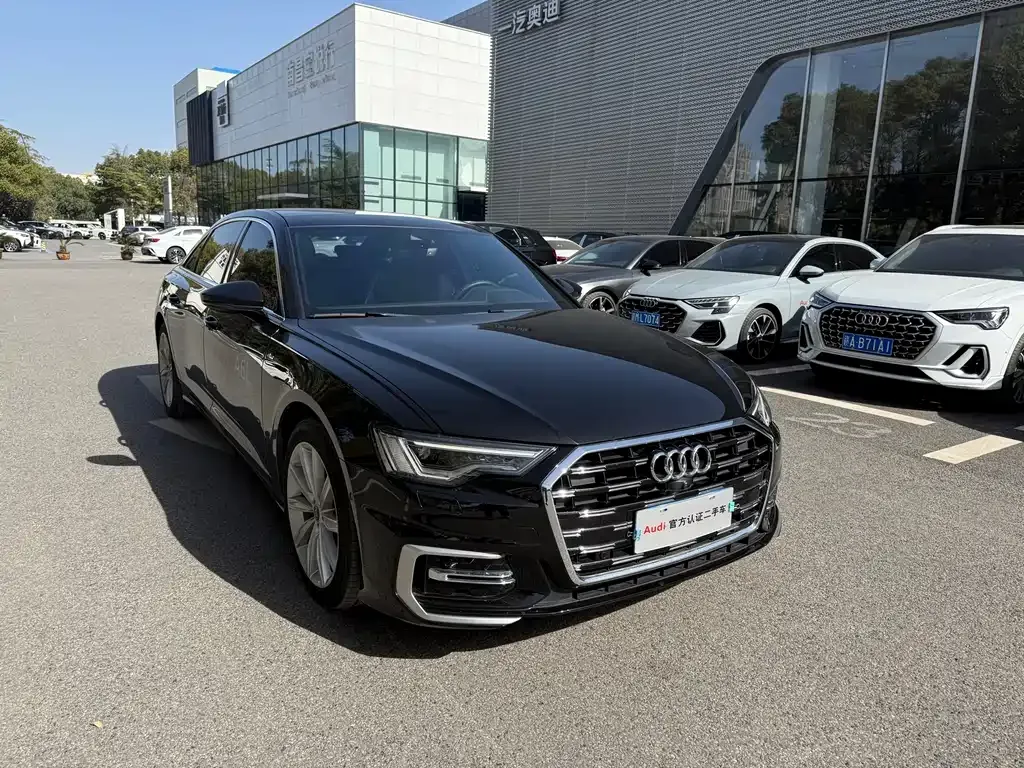 Audi A6L — фото 2
