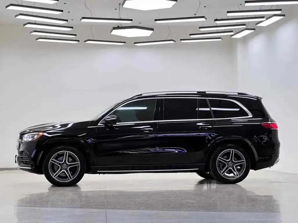 Mercedes-Benz GLS — фото 4