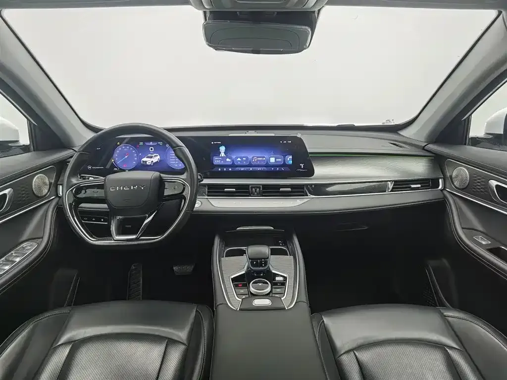 Chery Tiggo 8 PRO NEV — фото 5