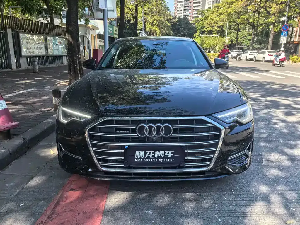 Audi A6L — фото 2