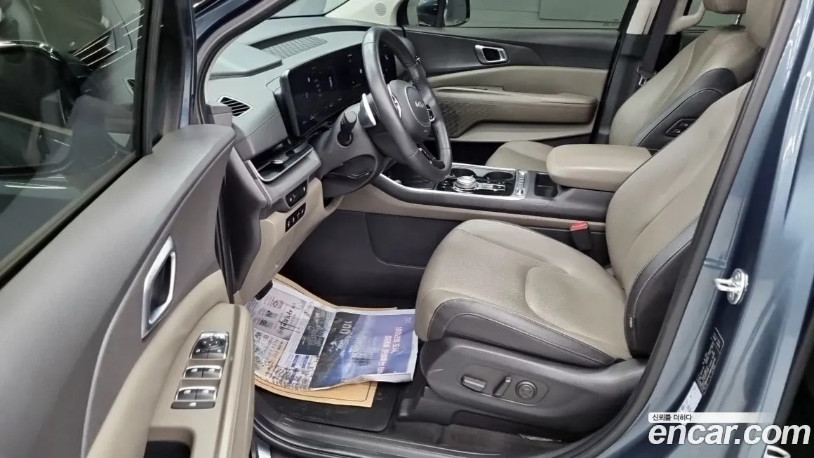 Kia Carnival — фото 10