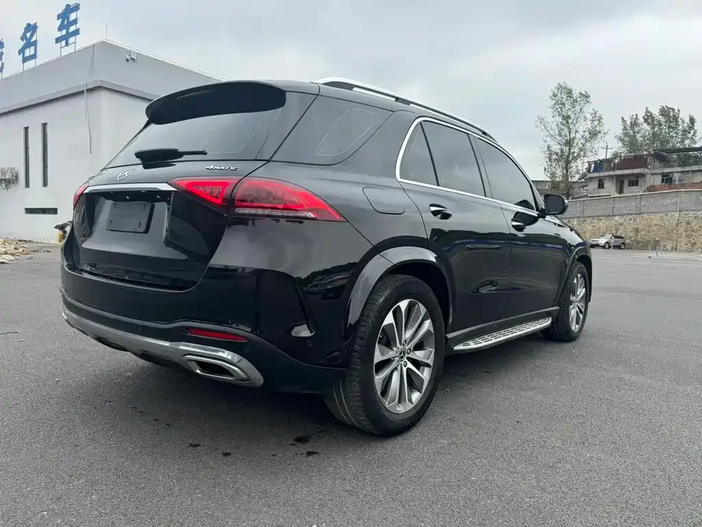 Mercedes-Benz GLE — фото 6