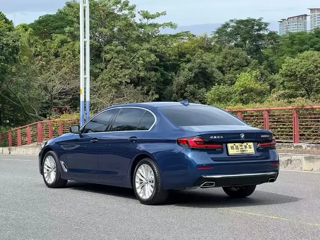 BMW 5 Series — фото 4