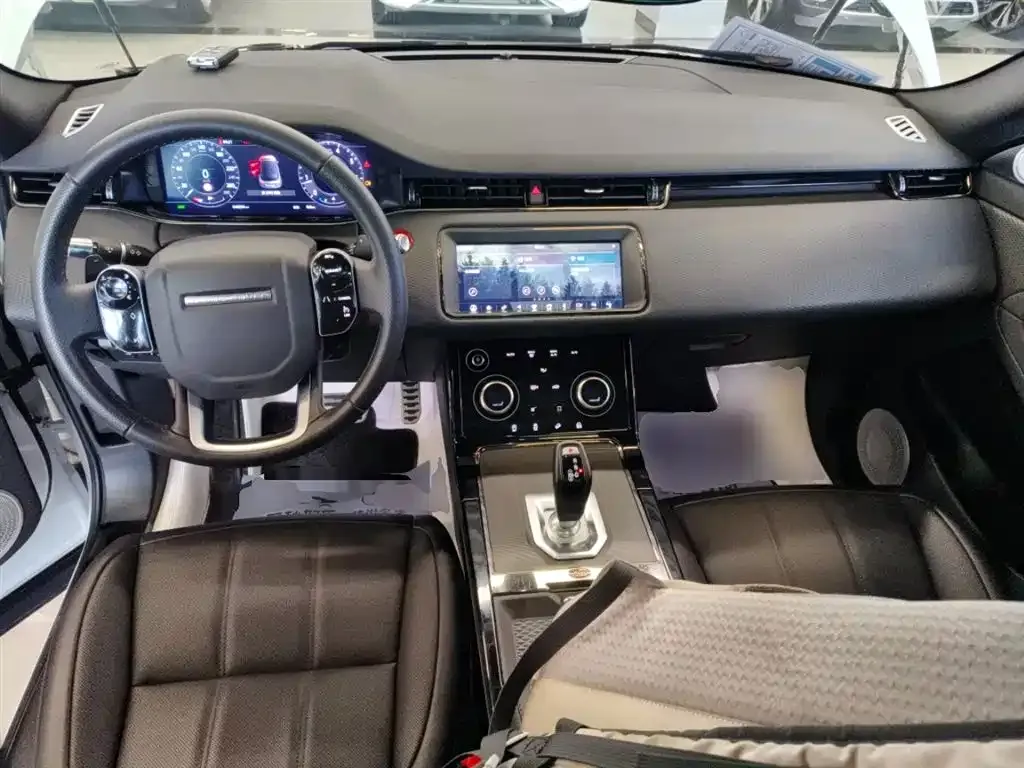 Land Rover Evoque — фото 10