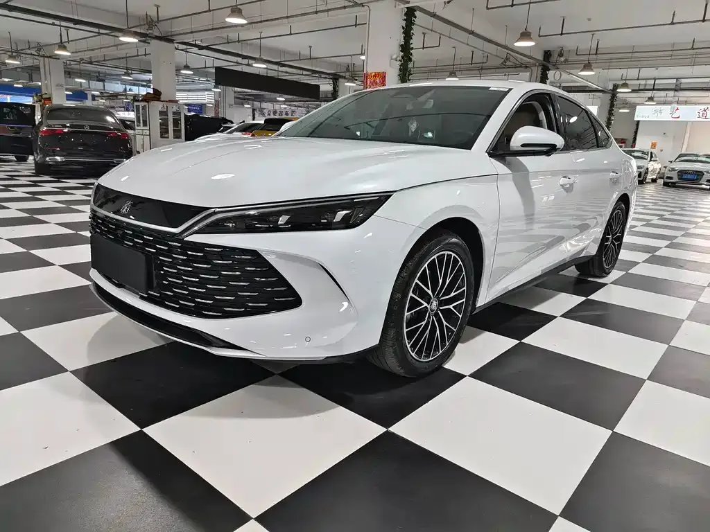 BYD Qin L — фото 1