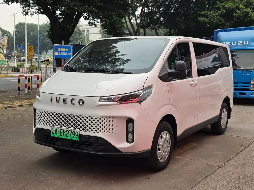IVECO Juxing New Energy — фото 1