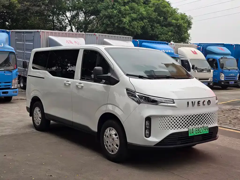 IVECO Juxing New Energy — фото 2