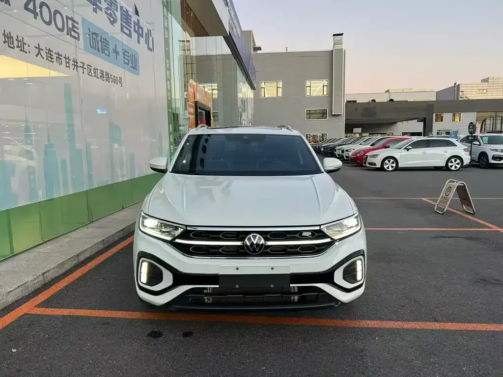 Volkswagen T-Roc — фото 2