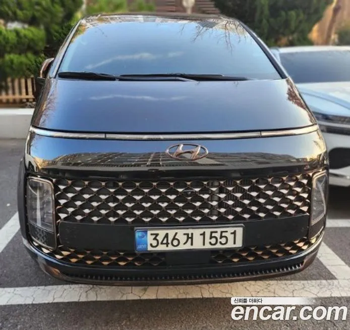Hyundai Staria — фото 1