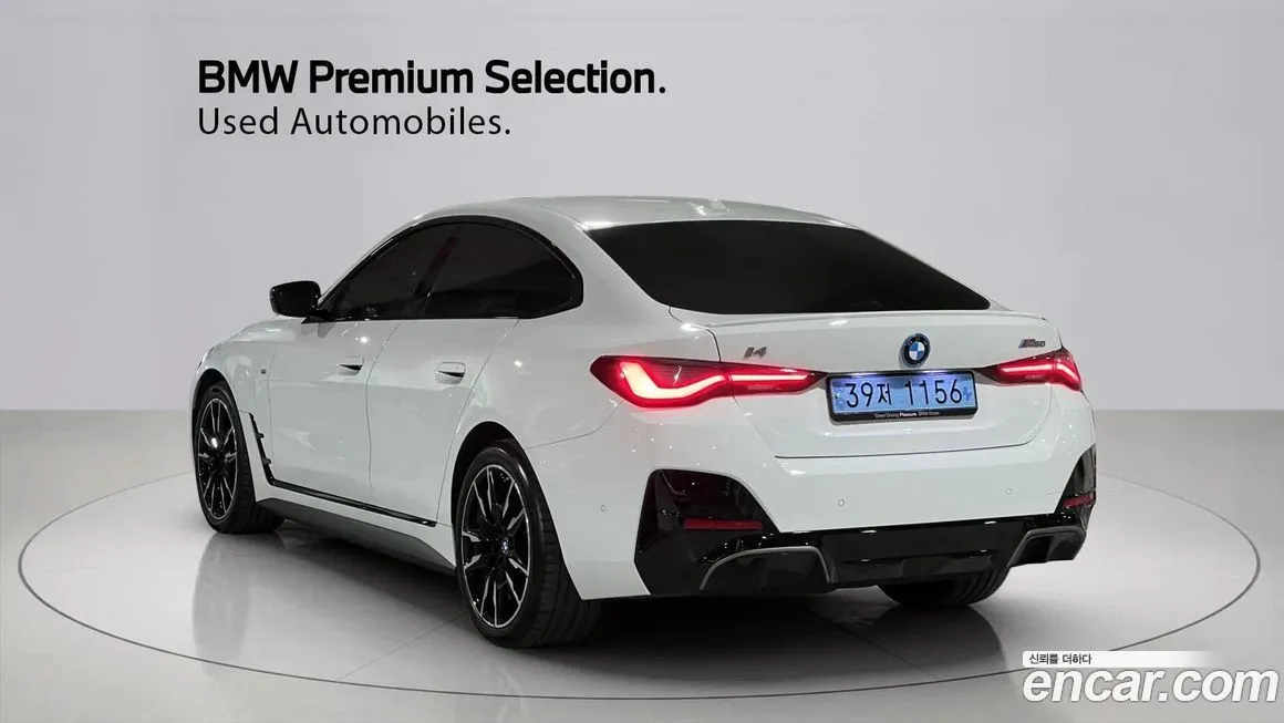 BMW i4 — фото 4