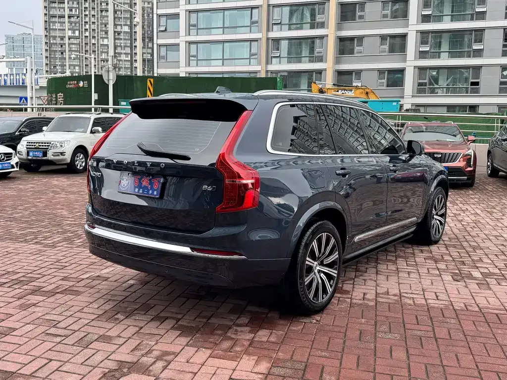 Volvo XC90 — фото 6