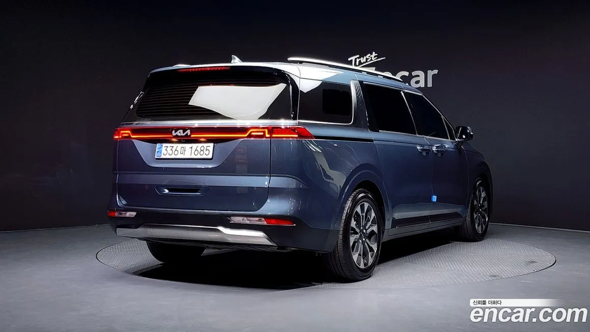 Kia Carnival — фото 2