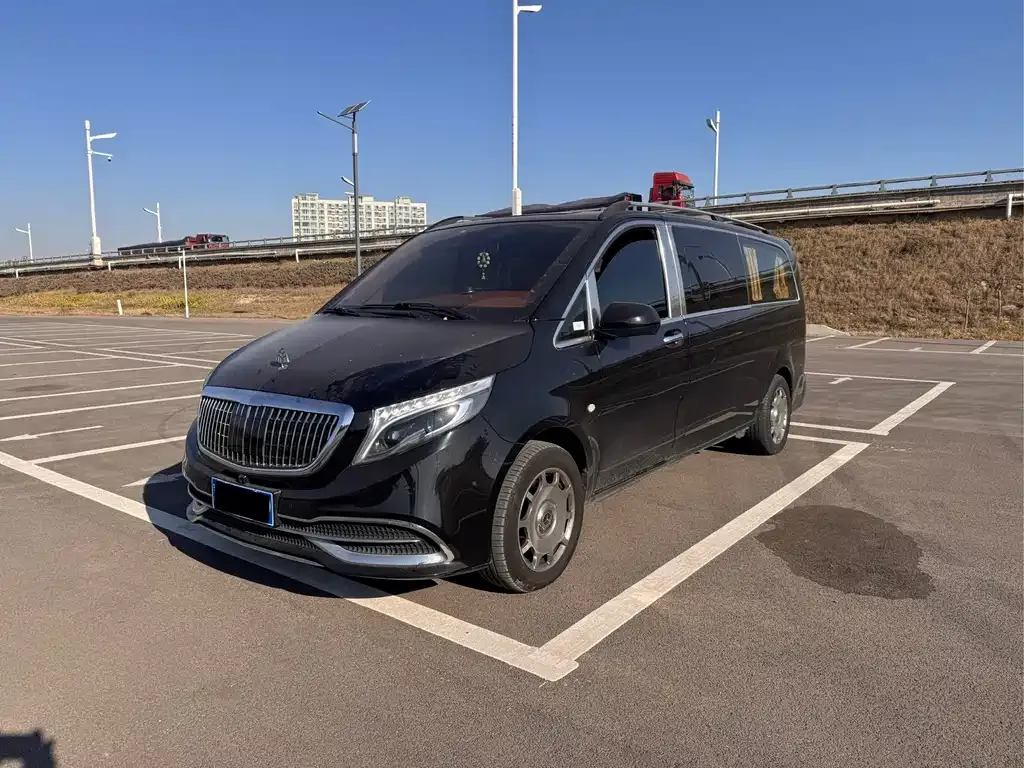 Mercedes-Benz Vito — фото 1