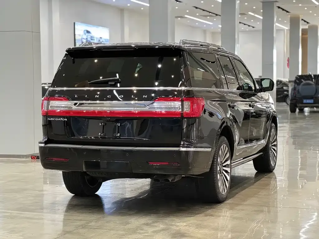 Lincoln Navigator — фото 4