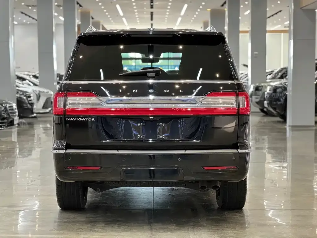Lincoln Navigator — фото 5