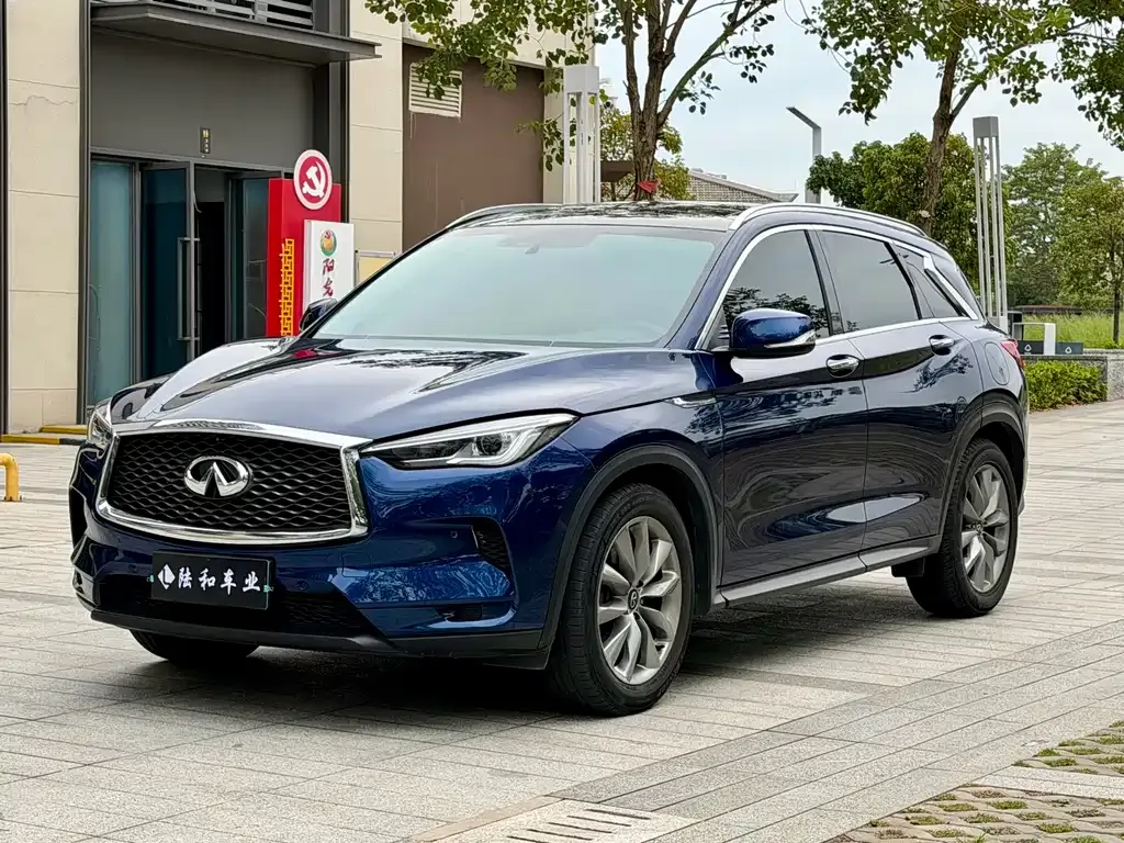 Infiniti QX50 — фото 1