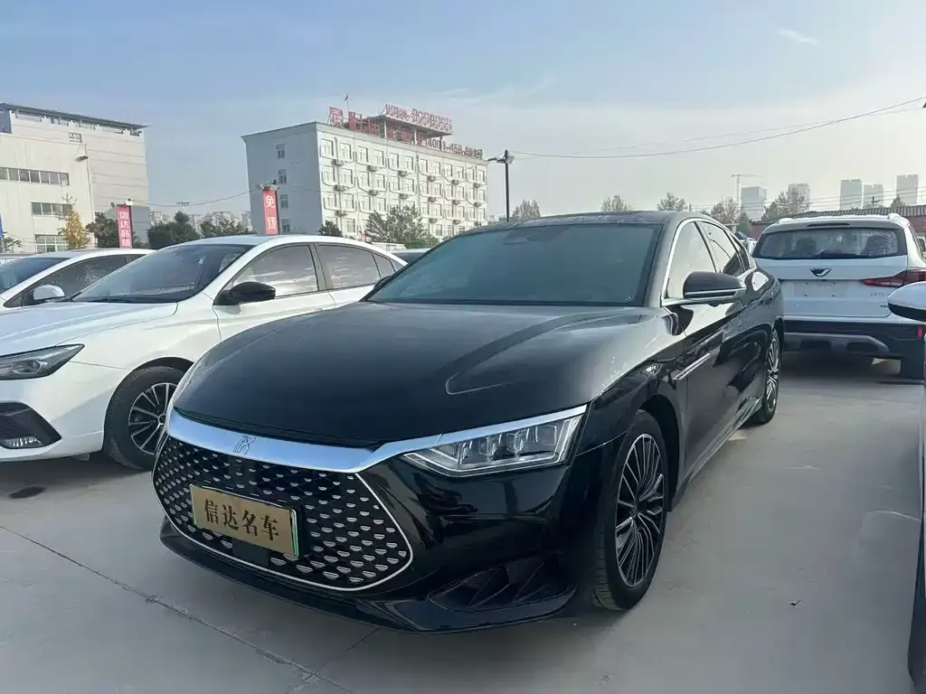 BYD Han — фото 1