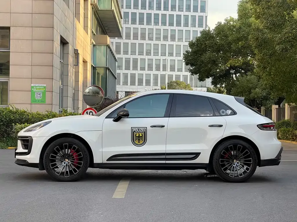 Porsche Macan — фото 2