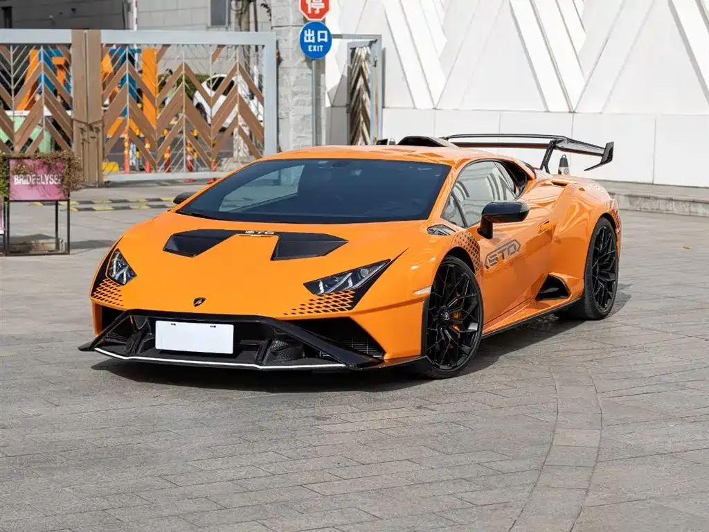 Lamborghini Huracan — фото 1
