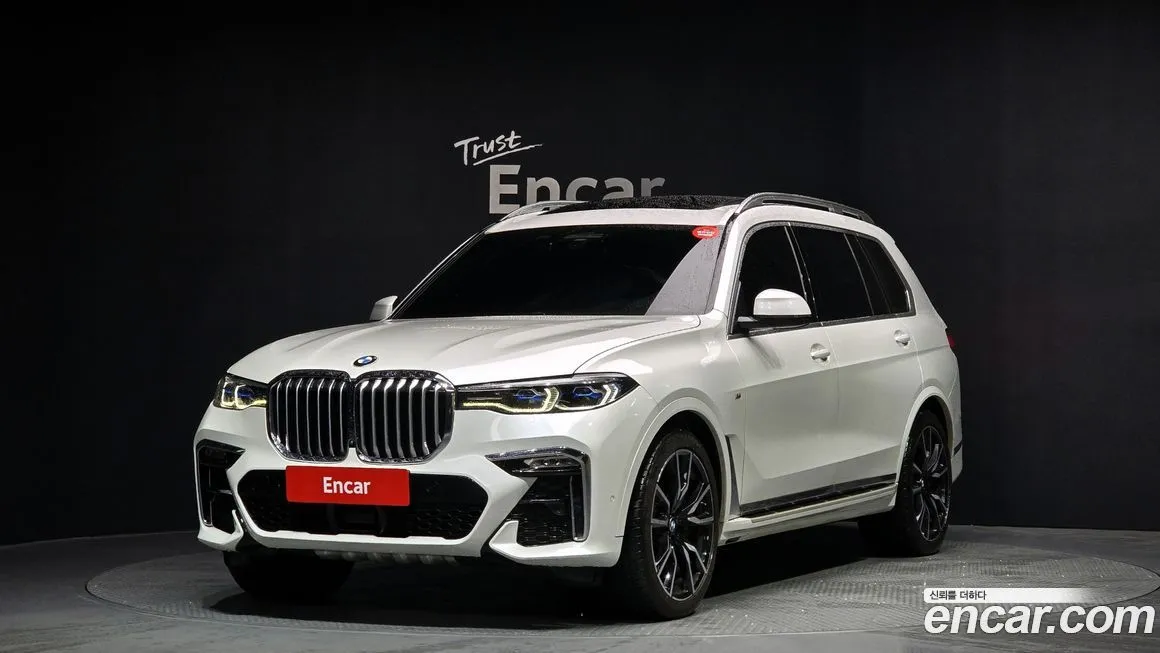 BMW X7 — фото 1