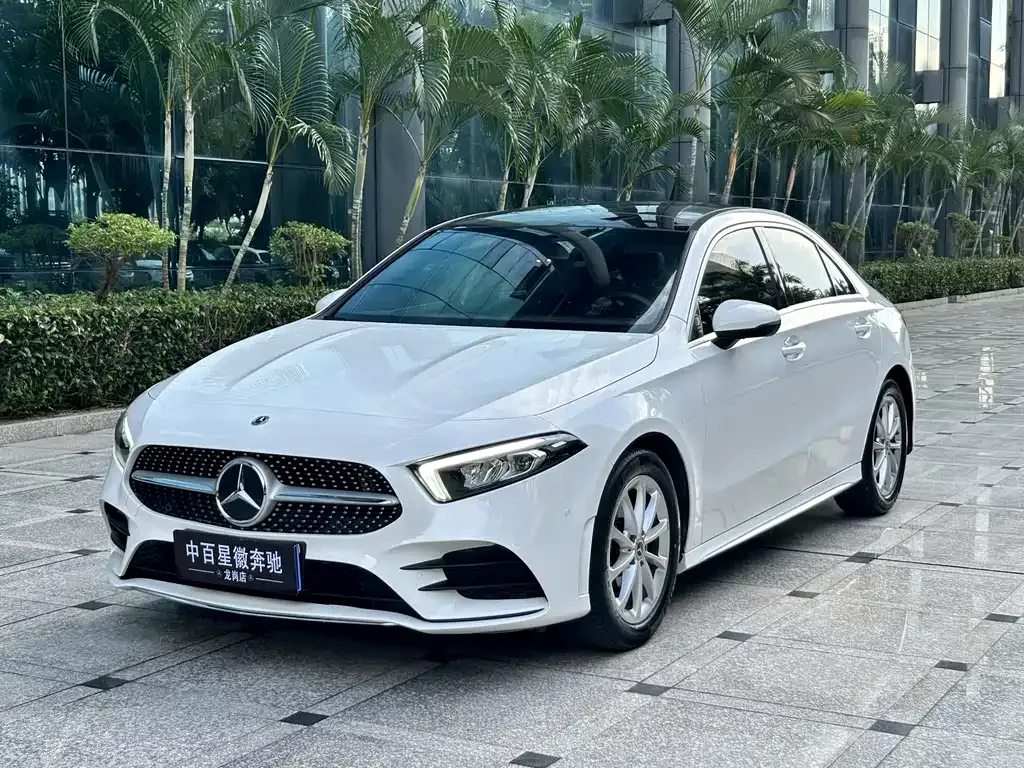 Mercedes-Benz A-Class — фото 1