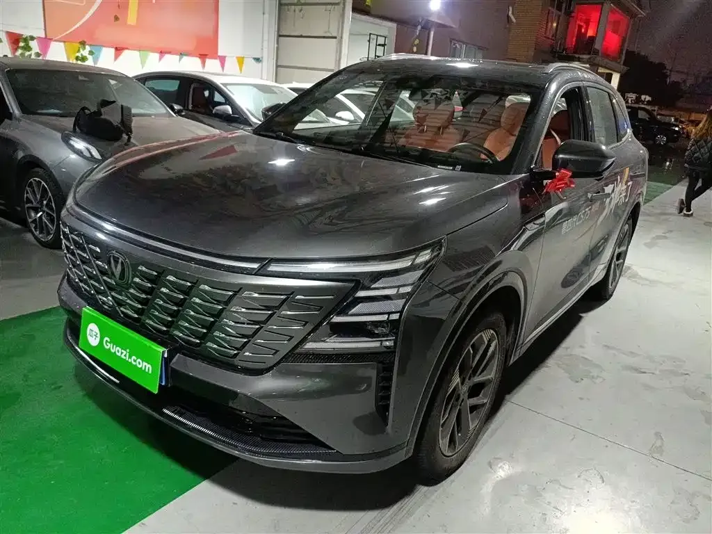 Changan CS75PLUS — фото 1