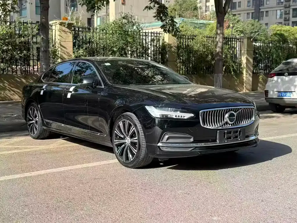 Volvo S90 — фото 3