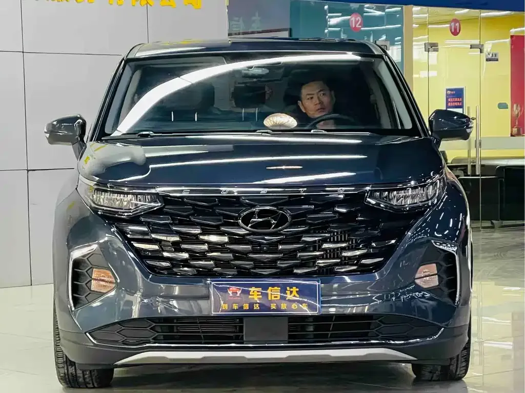 Hyundai Custo — фото 2