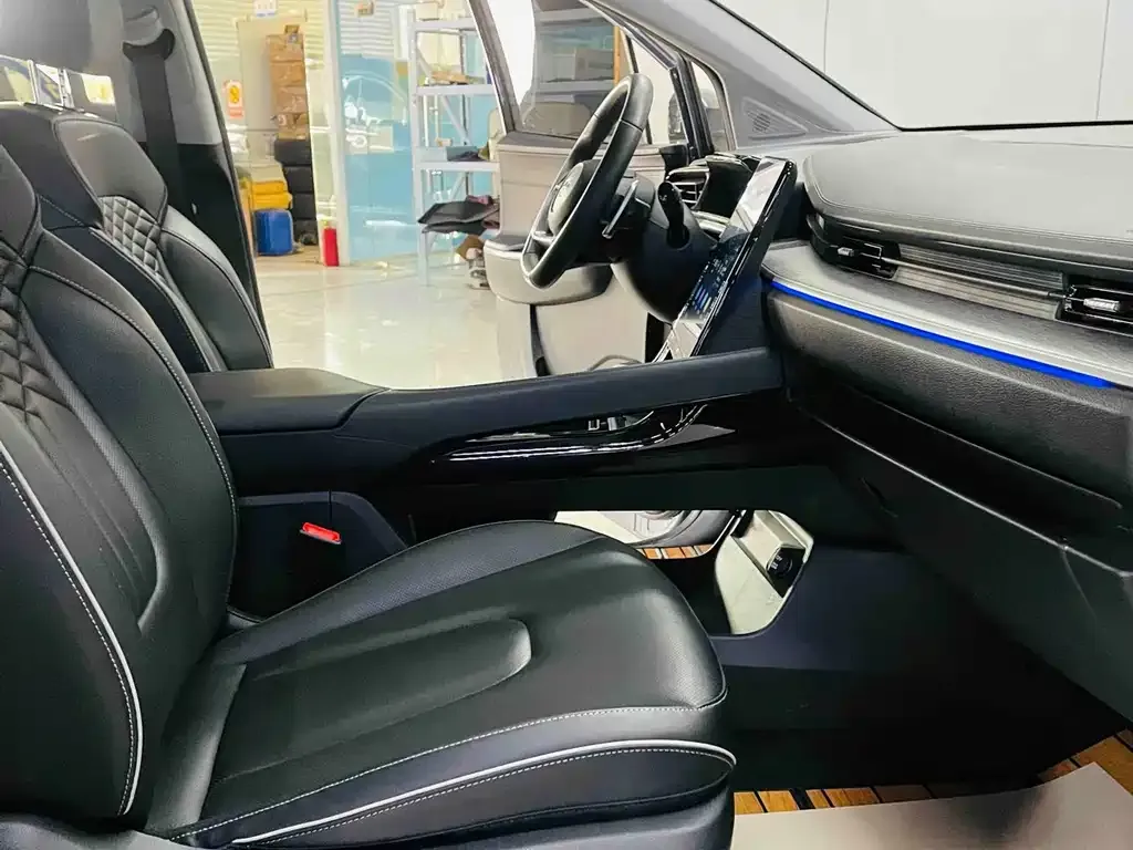 Hyundai Custo — фото 6